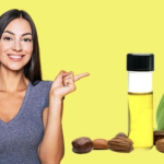 Jojoba oil has 11 benefits for skin, hair and lips